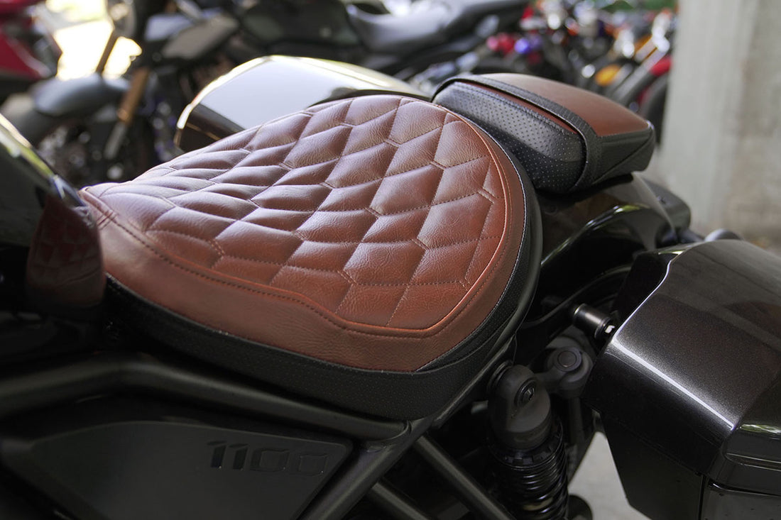 Honda Rebel 1100 22-24 | Hex-Diamond | Rider Seat Cover