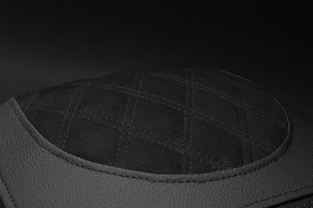 Harley Davidson | V-Rod Muscle 09-17 | Diamond II | Rider Seat Cover