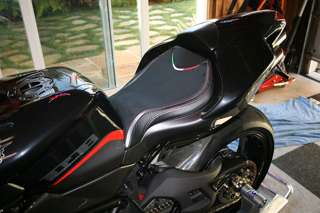 MV Agusta | F4 99-09 | Team Italia Suede | Rider Seat Cover