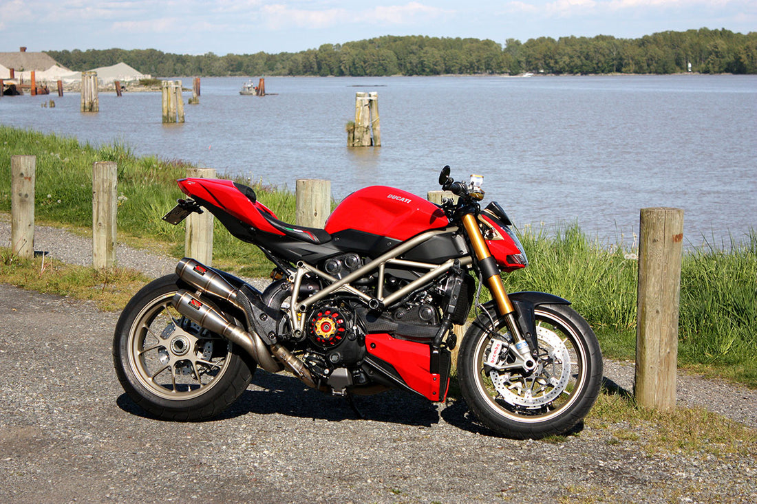 Ducati | Streetfighter 09-15 | Team Italia Suede | Rider Seat Cover