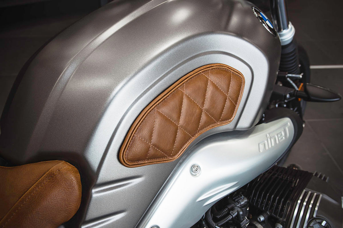 BMW | R NineT 14-23, R NineT Pure 14-23, R NineT Racer 14-19, R NineT Scrambler 16-23, R NineT Urban G/S 16-21 | Diamond | Knee Grips