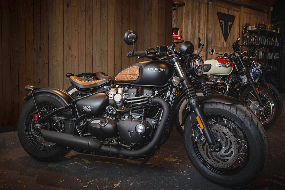 Triumph | Bobber 17-23 | Union Jack | Knee Grips