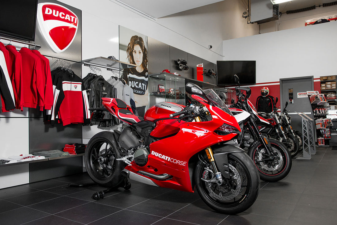 Ducati | Panigale 1199 11-15 | R Edition | Passenger Seat Cover