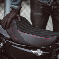 Harley Davidson | Iron 1200 18-20 | Hex-Diamond | Rider Seat Cover