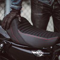 Harley Davidson | Iron 1200 18-20 | Classic | Rider Seat Cover