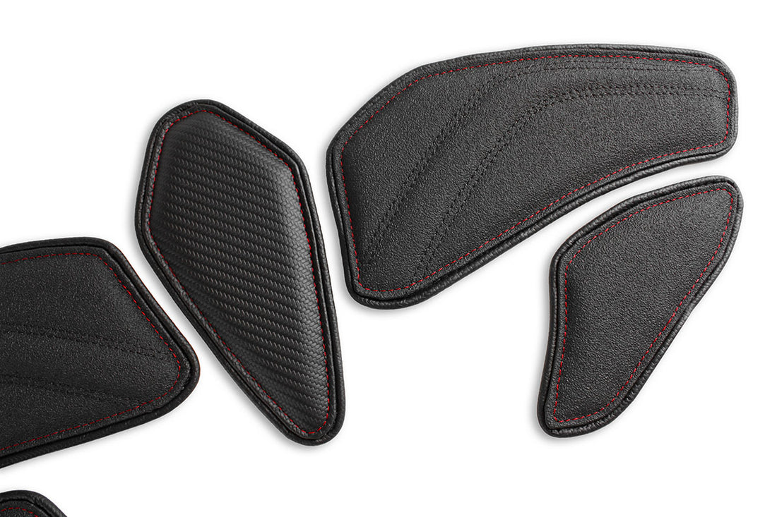 MV Agusta | Brutale 750 01-12, Brutale 910R 01-12, Brutale 1078RR 01-12, Brutale 990R 09-18, Brutale 1090RR 09-18 | Sport | Knee Grips