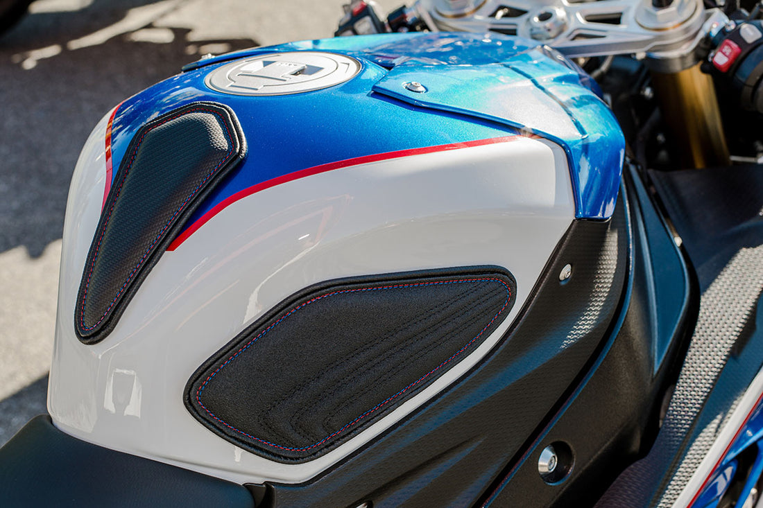 BMW | S1000RR 09-11, S1000RR 12-14, S1000RR 15-18, S1000RR 19-25, S1000R 14-15, S1000R 16, S1000R 17-20 | Sport | Knee Grips