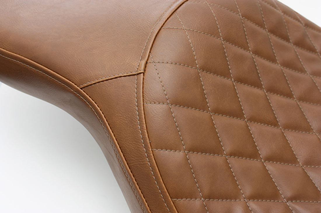 Triumph | America 11-17 | Vintage Diamond | Rider Seat Cover