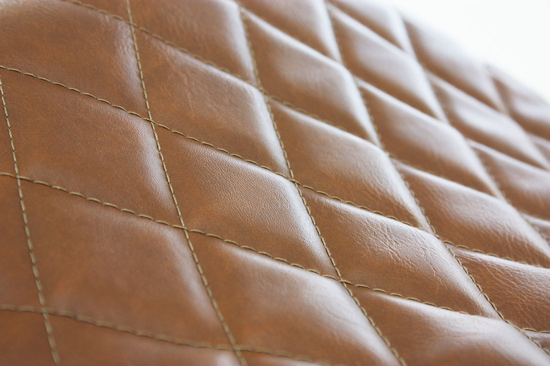 Triumph | America 11-17 | Vintage Diamond | Rider Seat Cover