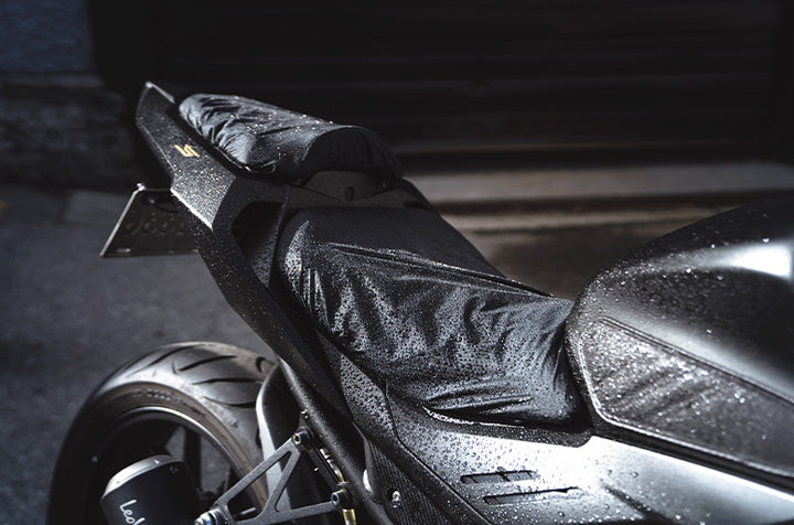 Waterproofing your motorcycle with Luimoto seat cover