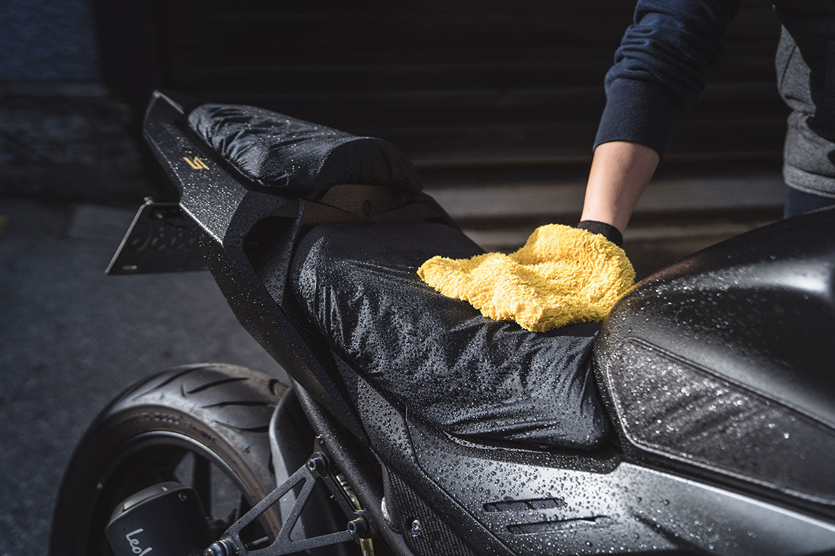 Motor Weather Protector How To Install A Motorcycle Weather Protector – Luimoto