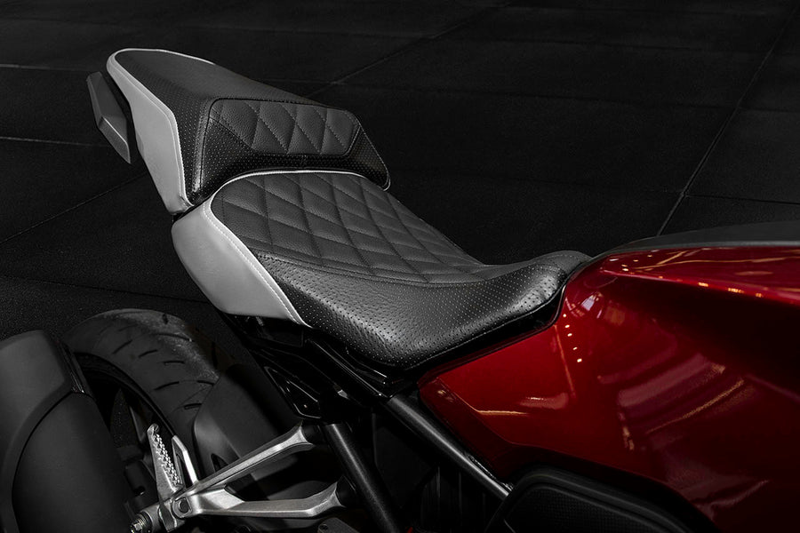 Honda | CB300R 18-23 | Diamond | Passenger Seat Cover